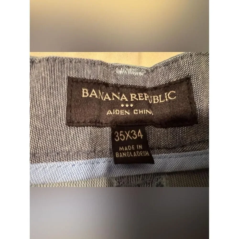Banana Republic Men's Blue stripped Trousers
